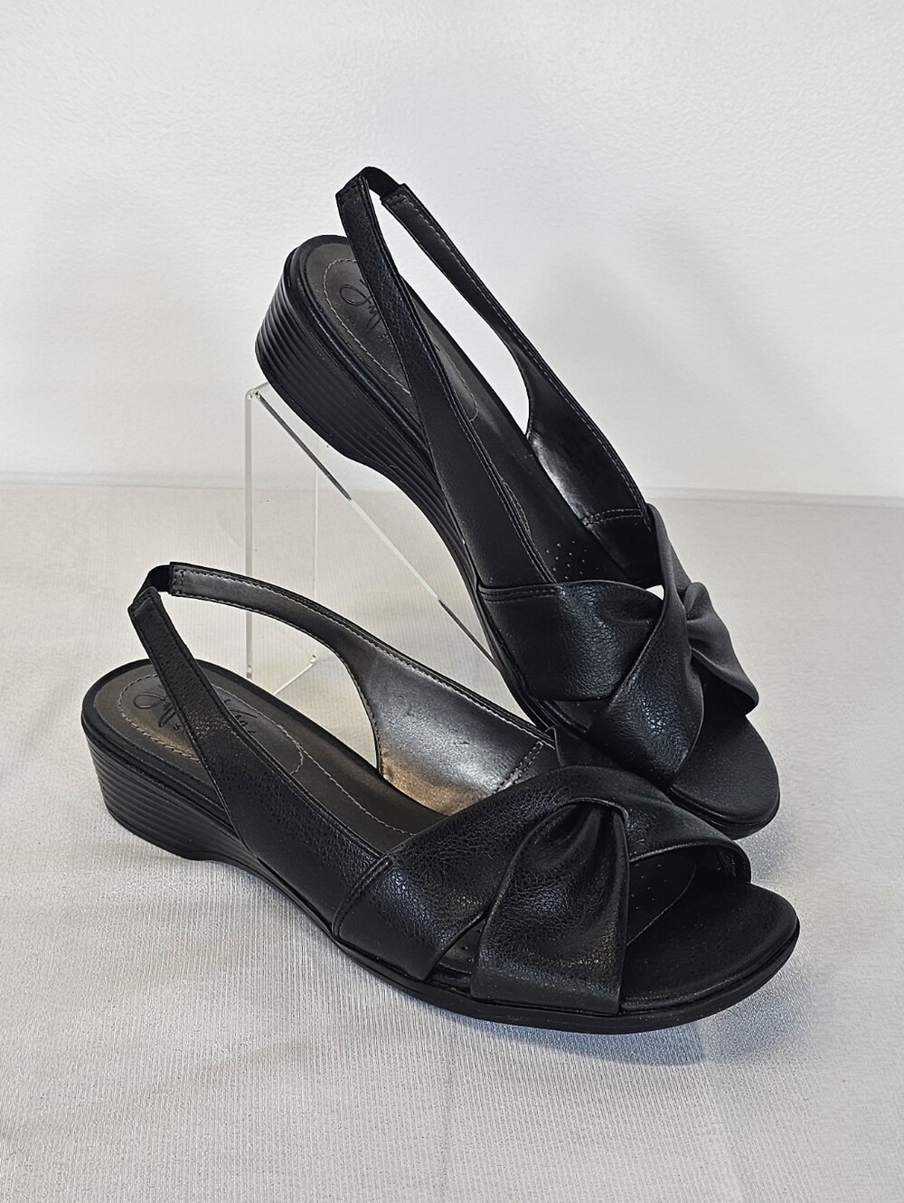 NWOB Women's Life Stride Black Slingback Wedge Sandals